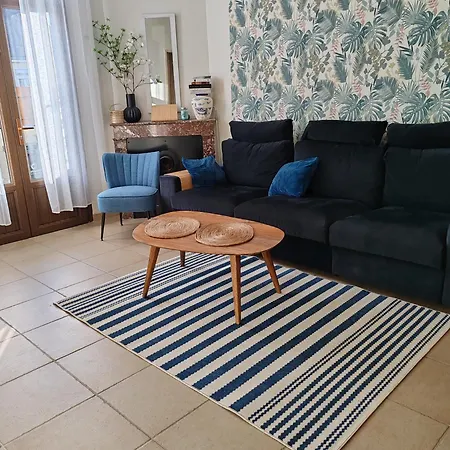 Francette A 500m De La Βίλα Ouistreham