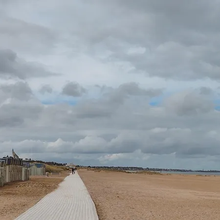 Francette A 500m De La *