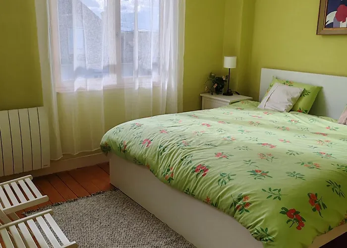 Francette A 500m De La *